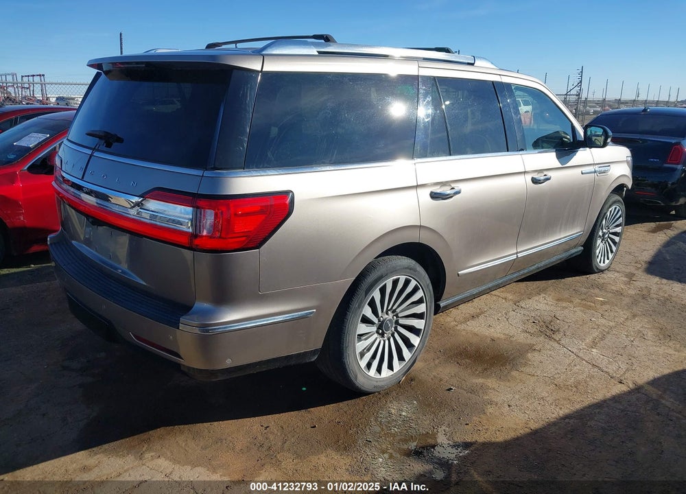 2018 LINCOLN NAVIGATOR RESERVE VIN: 5LMJJ2LT4JEL20874