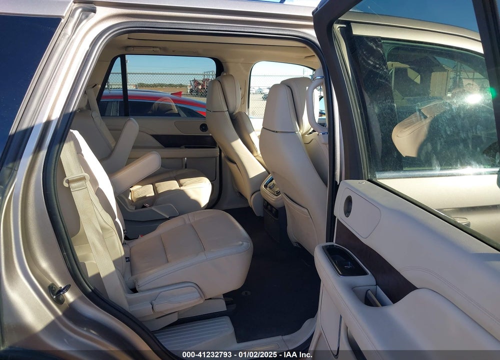 2018 LINCOLN NAVIGATOR RESERVE VIN: 5LMJJ2LT4JEL20874