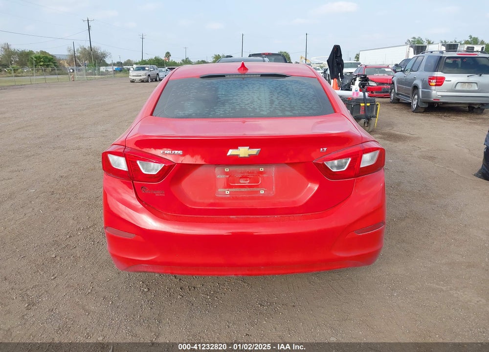 2017 CHEVROLET CRUZE LT AUTO VIN: 1G1BE5SM7H7238091