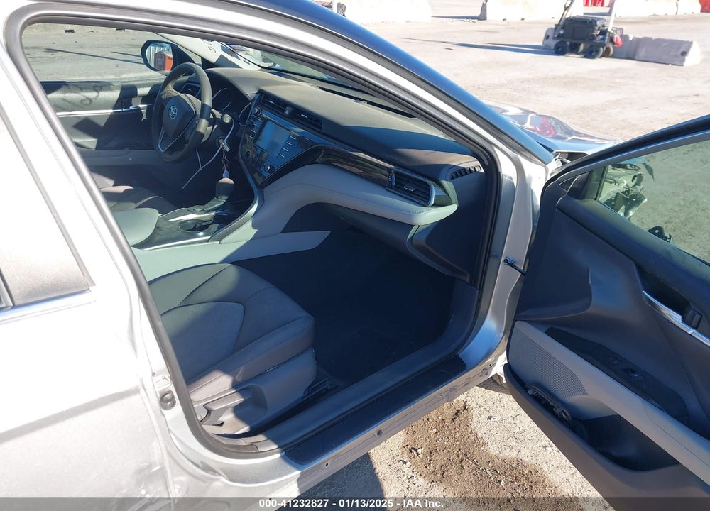 2019 TOYOTA CAMRY VIN: 4T1B11HK4KU778987