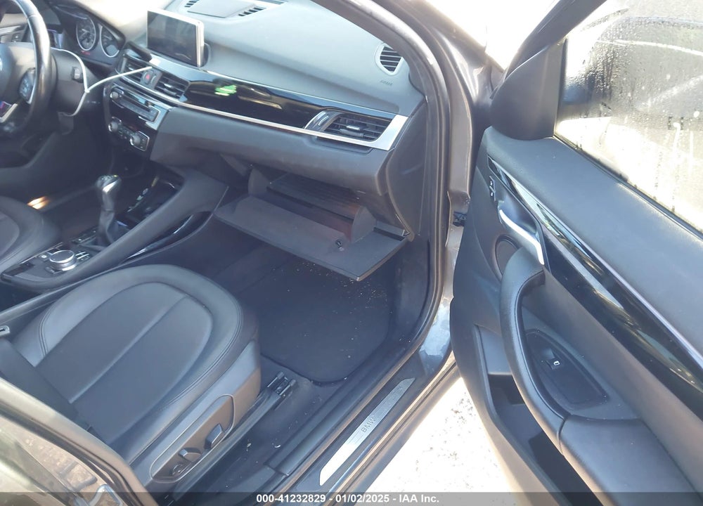2016 BMW X1 XDRIVE28I VIN: WBXHT3C31G5E56867
