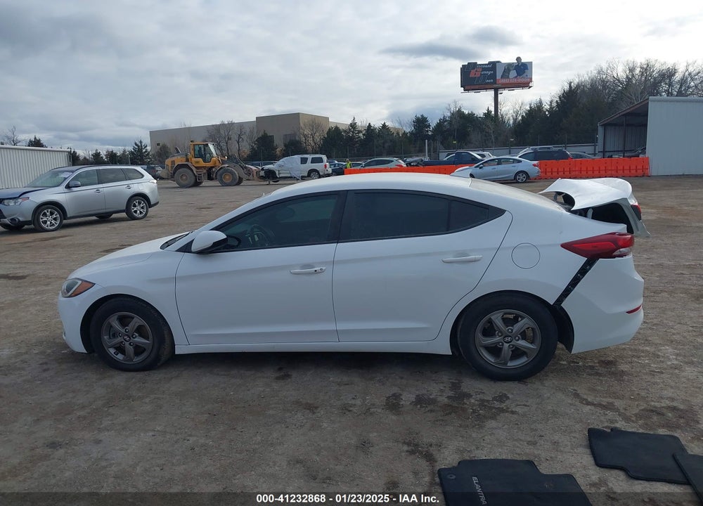 2018 HYUNDAI ELANTRA VIN: 5NPD94LA6JH344990