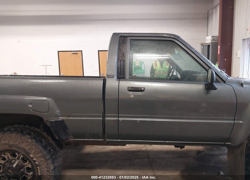 1986 TOYOTA PICKUP RN63 STD VIN: JT4RN63RXG0068371