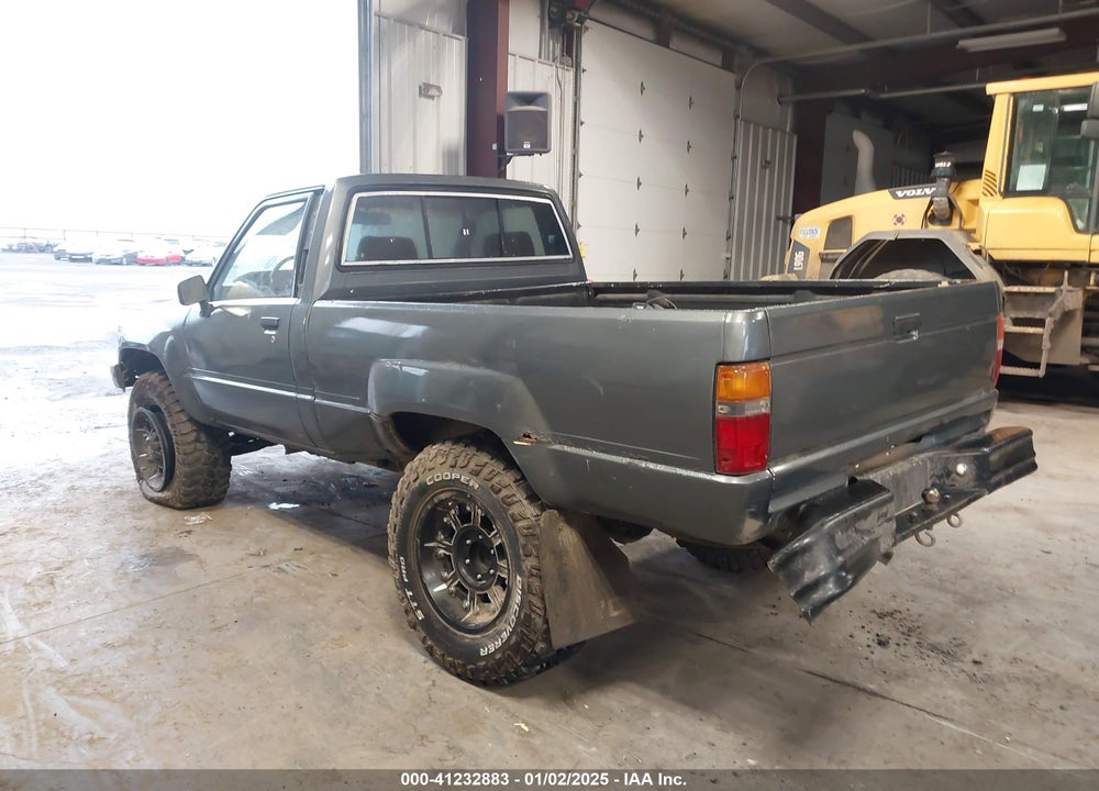 1986 TOYOTA PICKUP RN63 STD VIN: JT4RN63RXG0068371