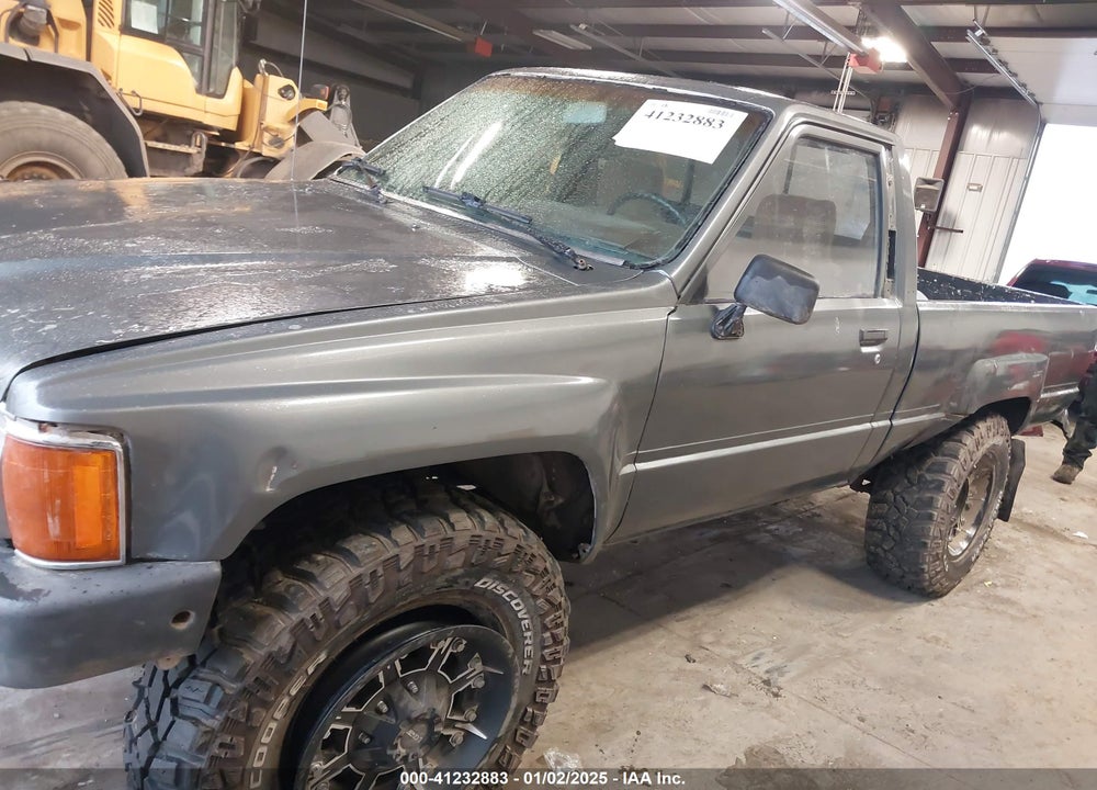 1986 TOYOTA PICKUP RN63 STD VIN: JT4RN63RXG0068371