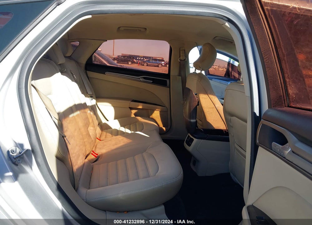 2015 FORD FUSION SE VIN: 1FA6P0H78F5127961