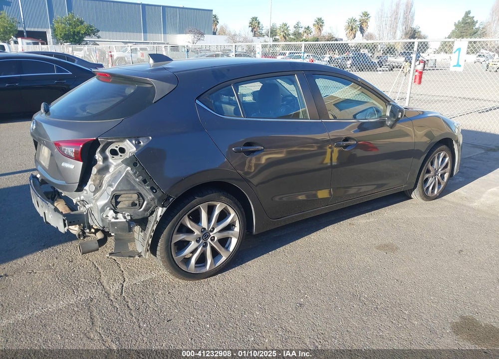 2014 MAZDA 3 S TOURING VIN: JM1BM1L3XE1178105