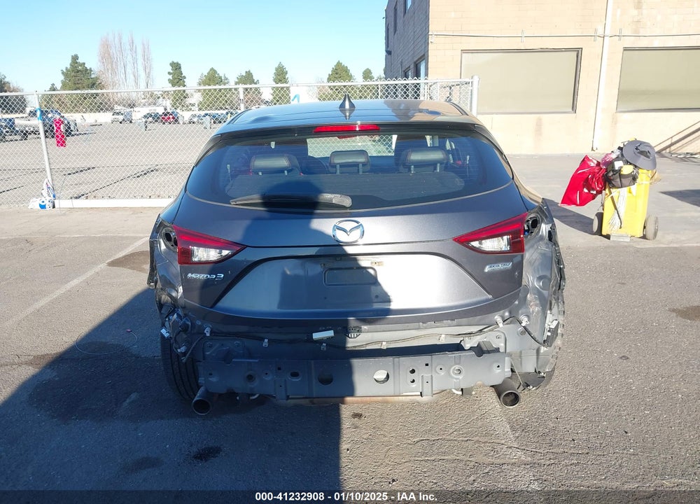 2014 MAZDA 3 S TOURING VIN: JM1BM1L3XE1178105