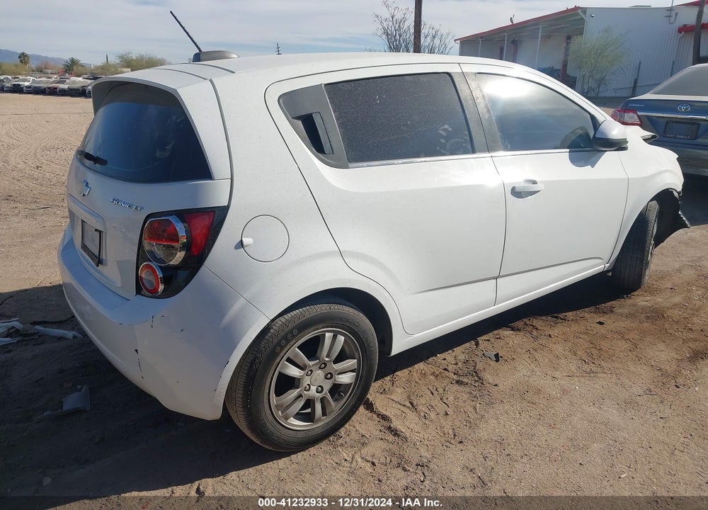 2015 CHEVROLET SONIC VIN: 1G1JC6SHXF4196122