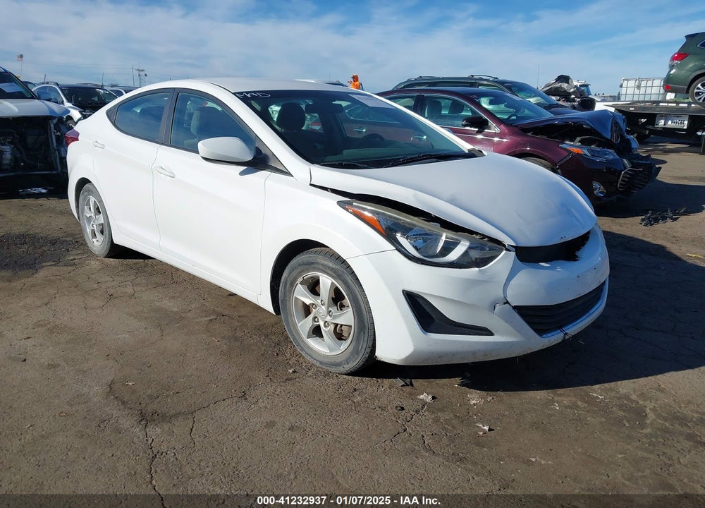 2014 HYUNDAI ELANTRA SE VIN: 5NPDH4AE4EH511734