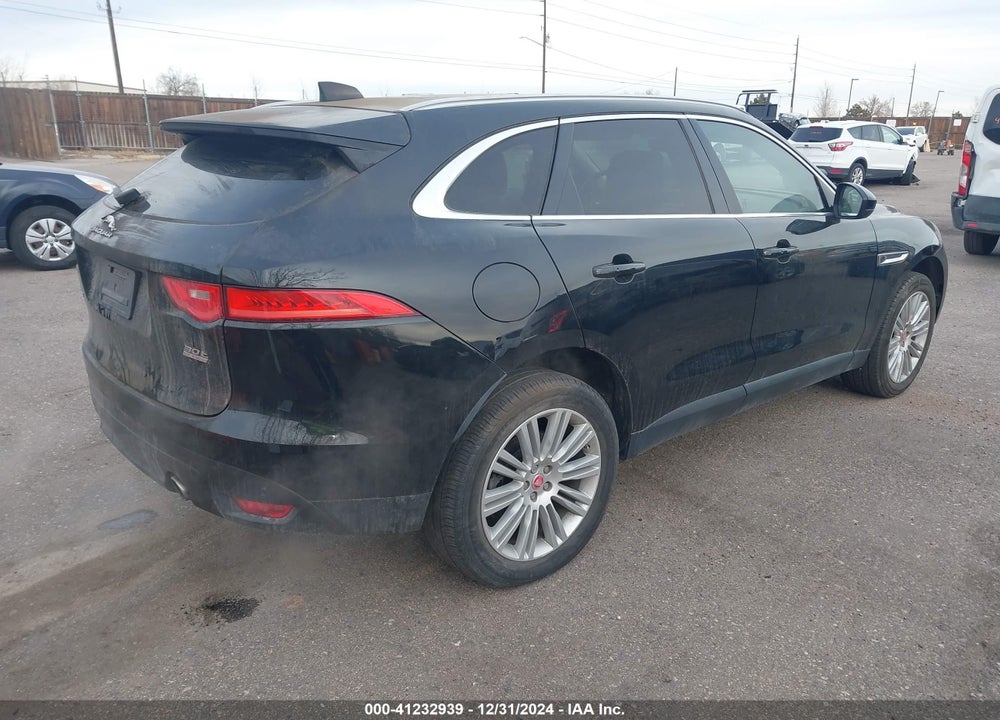 2020 JAGUAR F-PACE PORTFOLIO P300 AWD AUTOMATIC VIN: SADCN2GX1LA617018