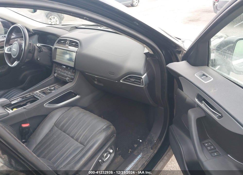 2020 JAGUAR F-PACE PORTFOLIO P300 AWD AUTOMATIC VIN: SADCN2GX1LA617018
