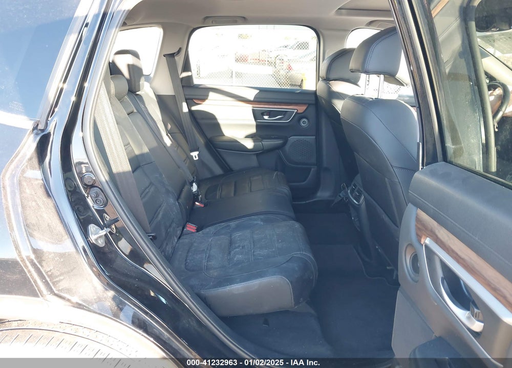 2020 HONDA CR-V AWD TOURING VIN: 2HKRW2H96LH660619