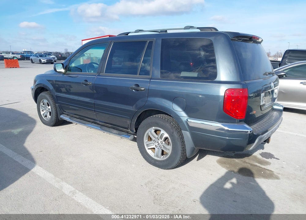 2005 HONDA PILOT EX-L VIN: 5FNYF18565B004439