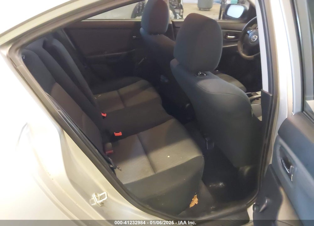 2008 MAZDA 3 VIN: JM1BK32F381177010