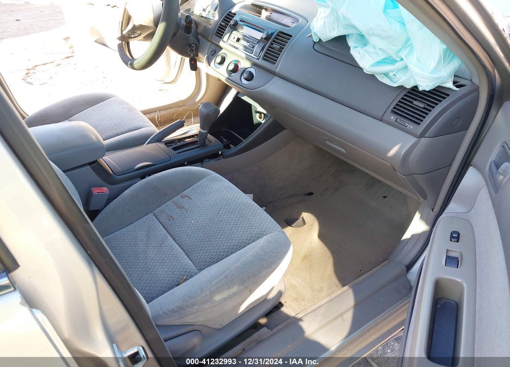 2003 TOYOTA CAMRY LE VIN: 4T1BE32KX3U181403