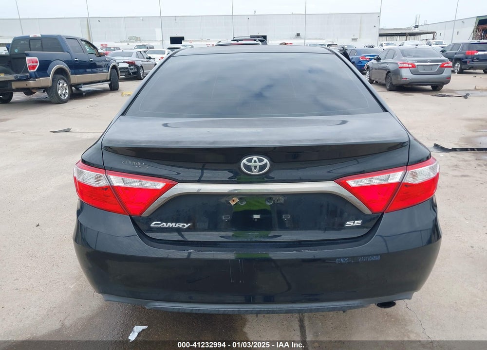 2015 TOYOTA CAMRY SE VIN: 4T1BF1FK8FU488682