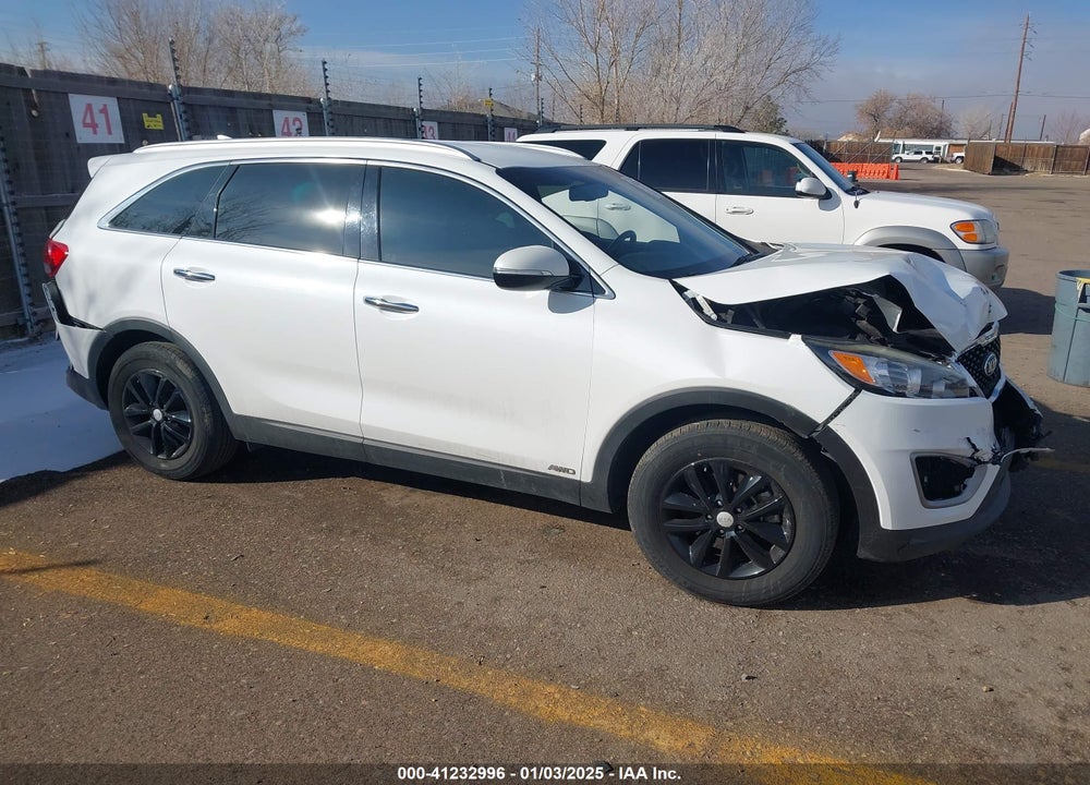 2016 KIA SORENTO 2.4L LX VIN: 5XYPGDA30GG059208