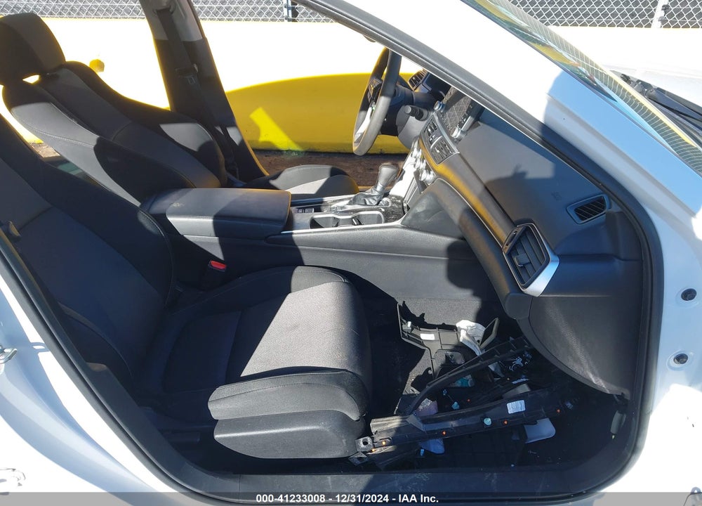 2018 HONDA ACCORD VIN: 1HGCV1F17JA254578