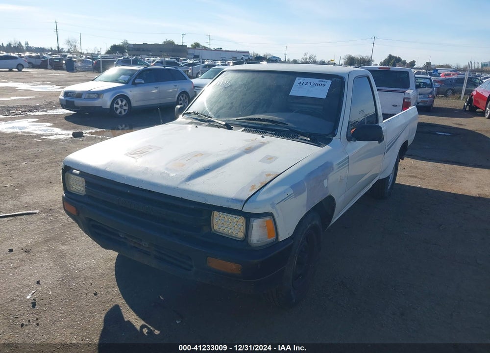 1989 TOYOTA PICKUP 1/2 TON SHT WHEELBASE DLX VIN: JT4RN81P8K0030319