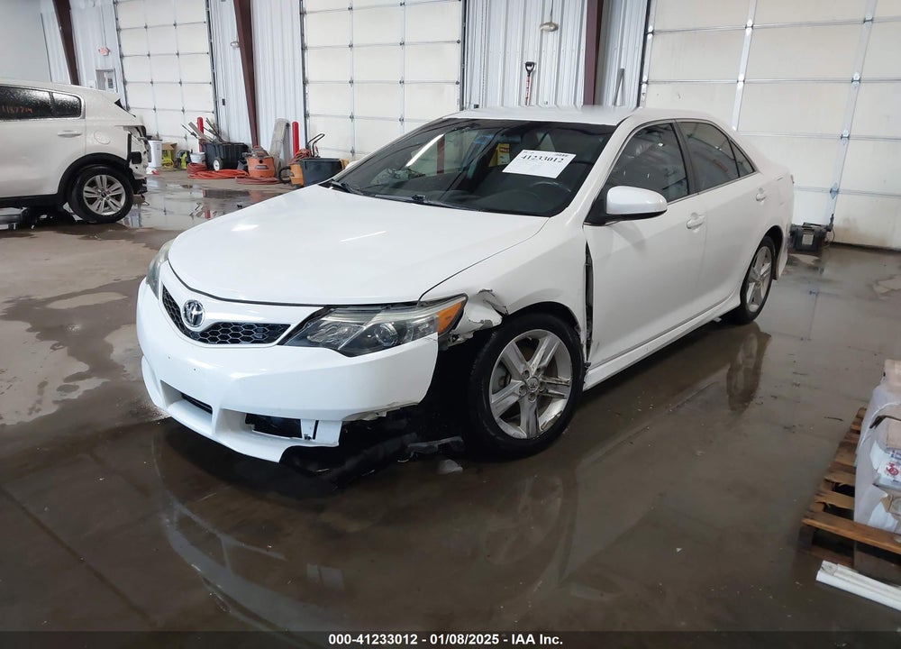 2014 TOYOTA CAMRY SE VIN: 4T1BF1FKXEU792935