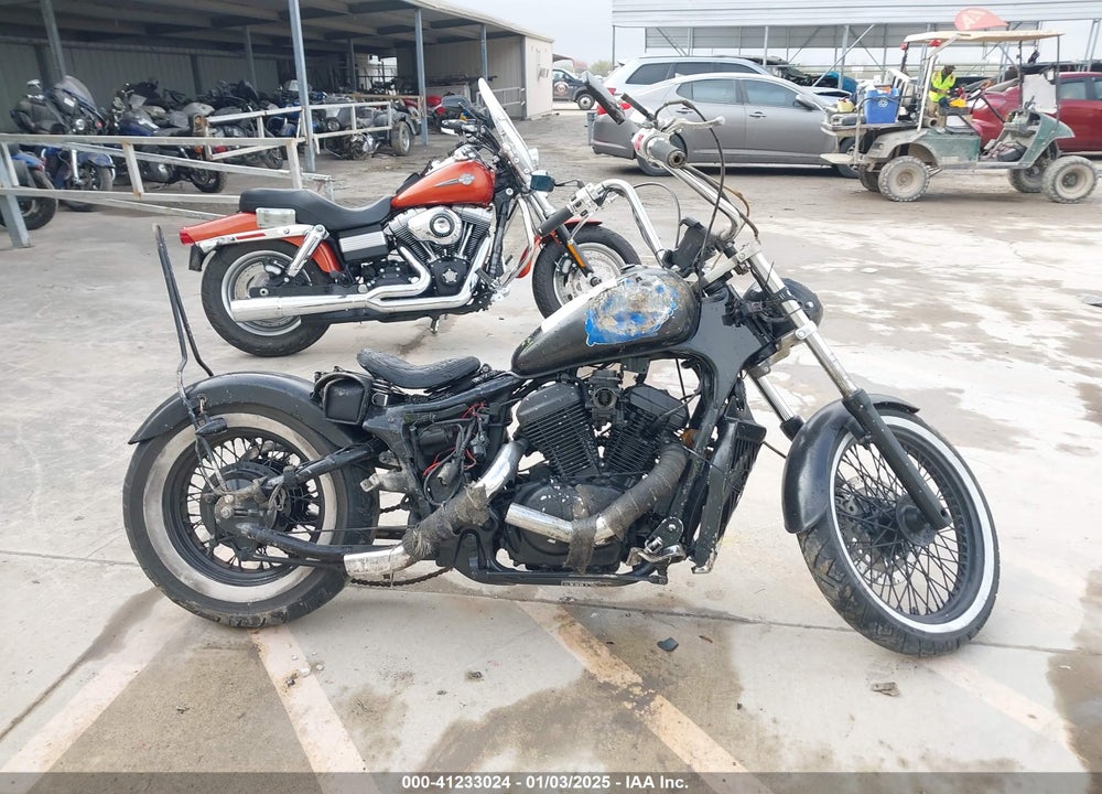 2001 HONDA VT600 CD VIN: JH2PC213X1K222374