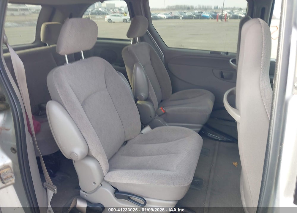 2003 DODGE CARAVAN SE VIN: 1D4GP253238206845