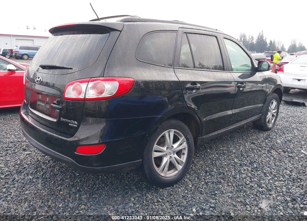 2011 HYUNDAI SANTA FE VIN: 5XYZHDAG5BG002875
