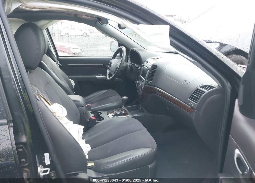 2011 HYUNDAI SANTA FE VIN: 5XYZHDAG5BG002875