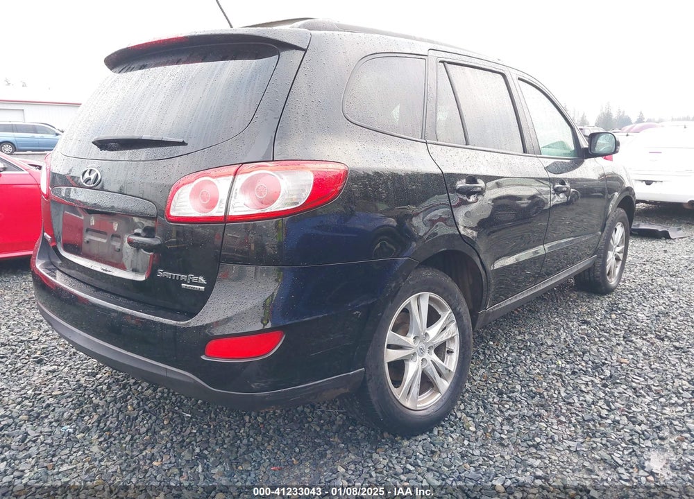 2011 HYUNDAI SANTA FE VIN: 5XYZHDAG5BG002875