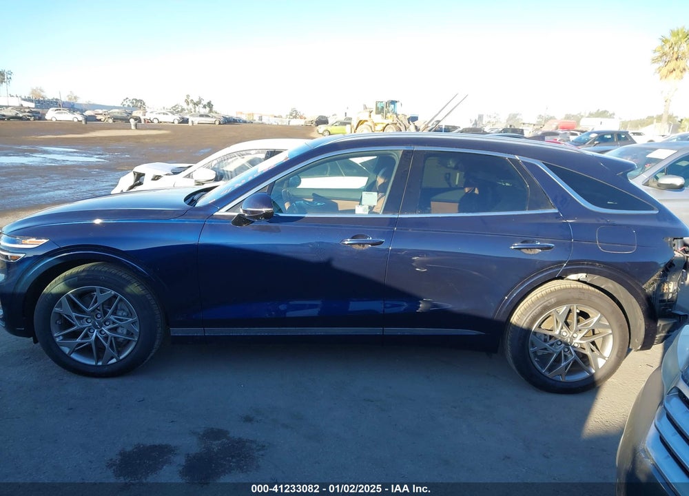 2025 GENESIS GV70 2.5T AWD VIN: 5NMMADTB0SH025857