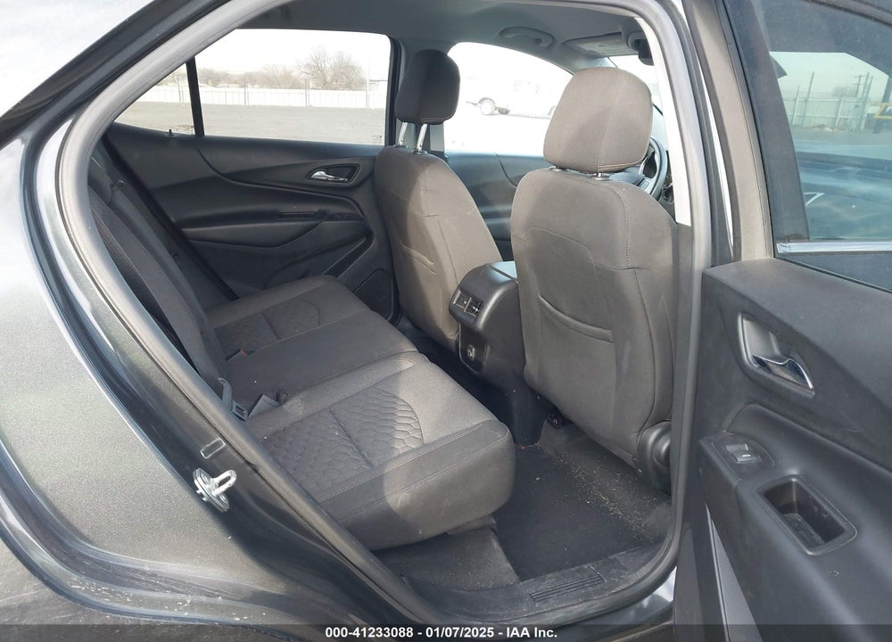 2019 CHEVROLET EQUINOX LT VIN: 2GNAXUEVXK6166040