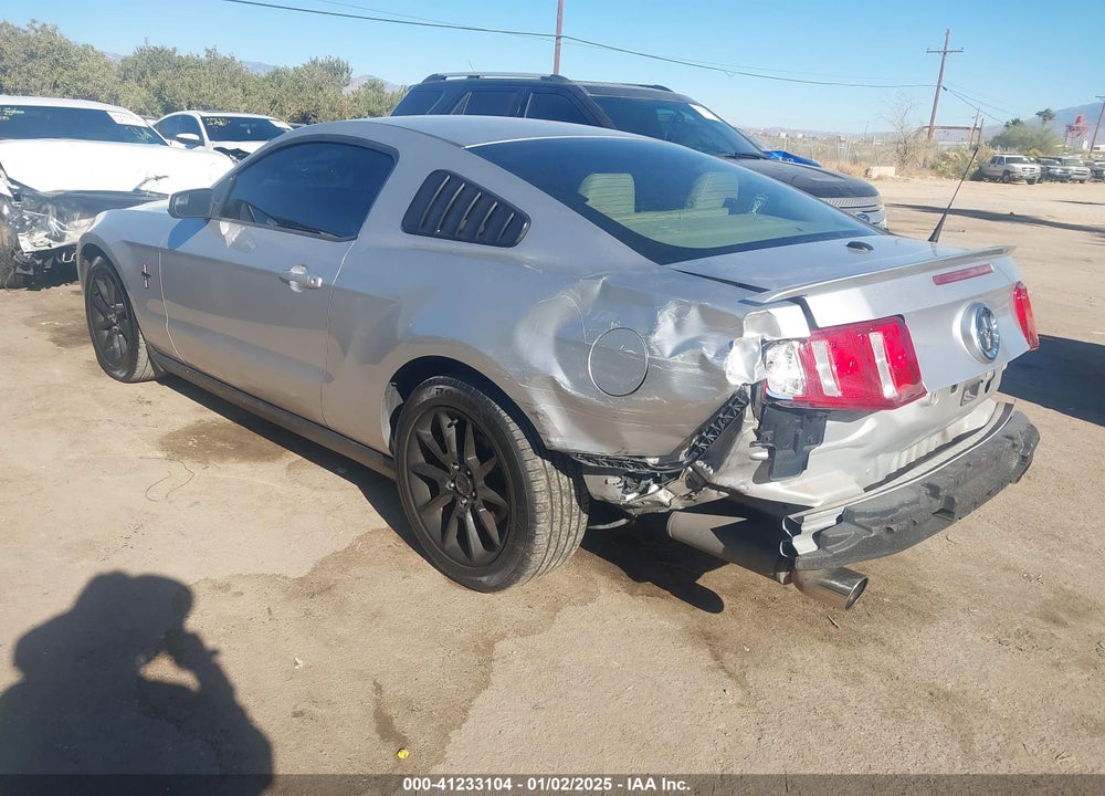 2011 FORD MUSTANG V6 PREMIUM VIN: 1ZVBP8AM7B5165681