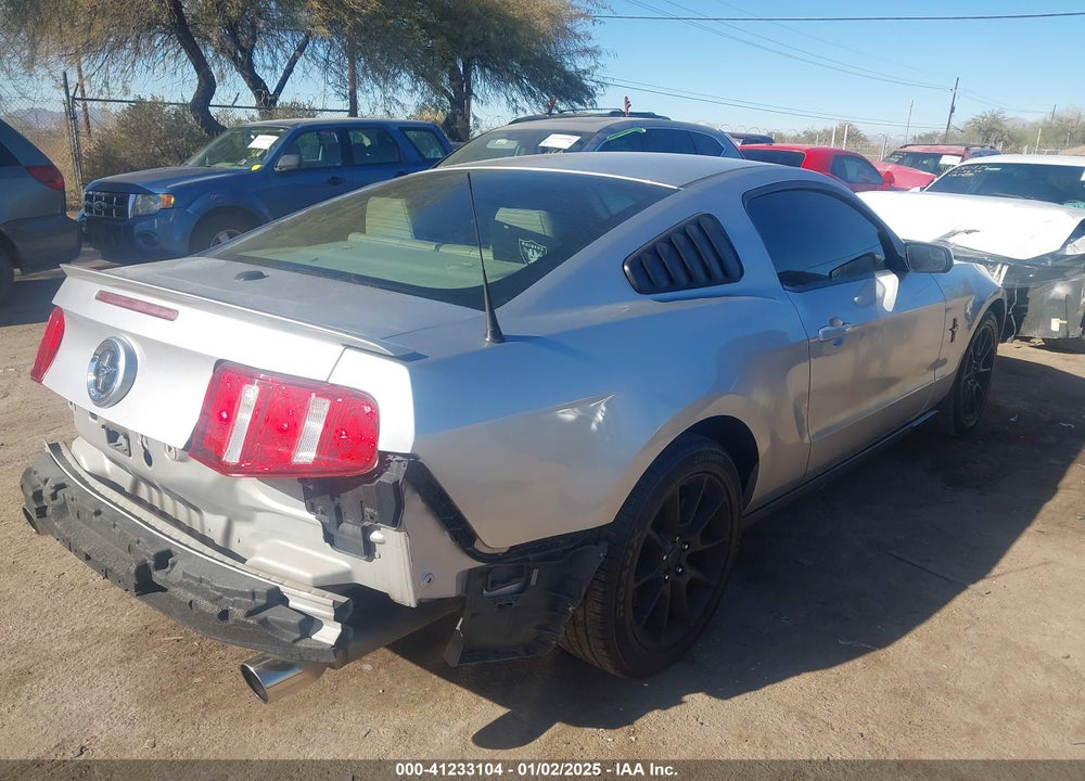 2011 FORD MUSTANG V6 PREMIUM VIN: 1ZVBP8AM7B5165681