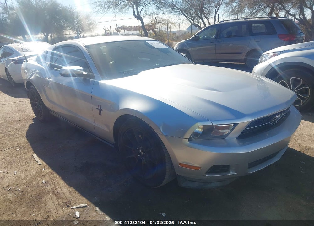 2011 FORD MUSTANG V6 PREMIUM VIN: 1ZVBP8AM7B5165681