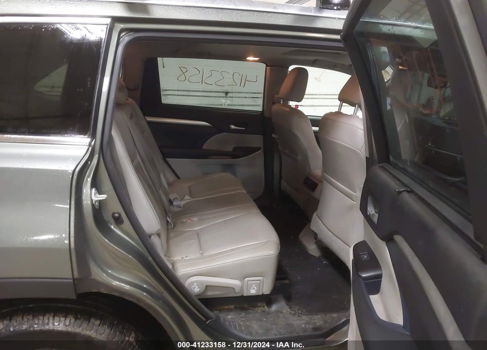 2015 TOYOTA HIGHLANDER XLE V6 VIN: 5TDJKRFH1FS126003