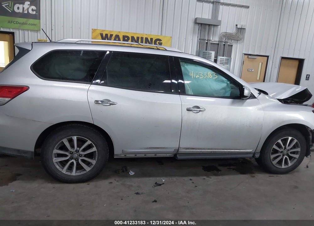 2014 NISSAN PATHFINDER SL VIN: 5N1AR2MM9EC620947