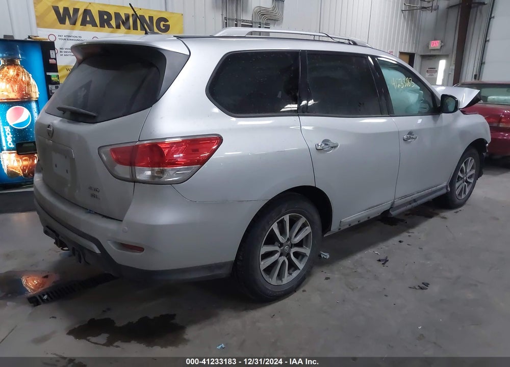 2014 NISSAN PATHFINDER SL VIN: 5N1AR2MM9EC620947