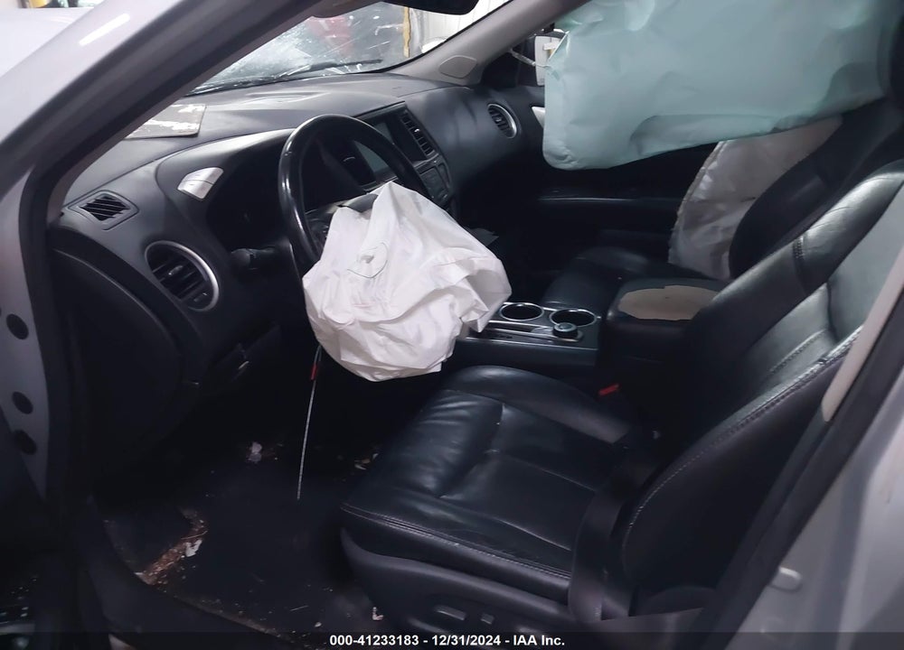 2014 NISSAN PATHFINDER SL VIN: 5N1AR2MM9EC620947