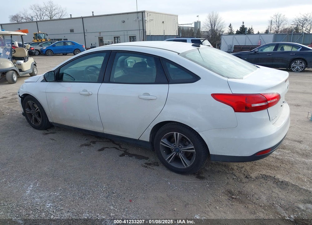 2016 FORD FOCUS VIN: 1FADP3FE9GL371660