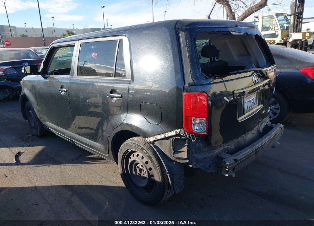 2015 SCION XB VIN: JTLZE4FE1FJ071878