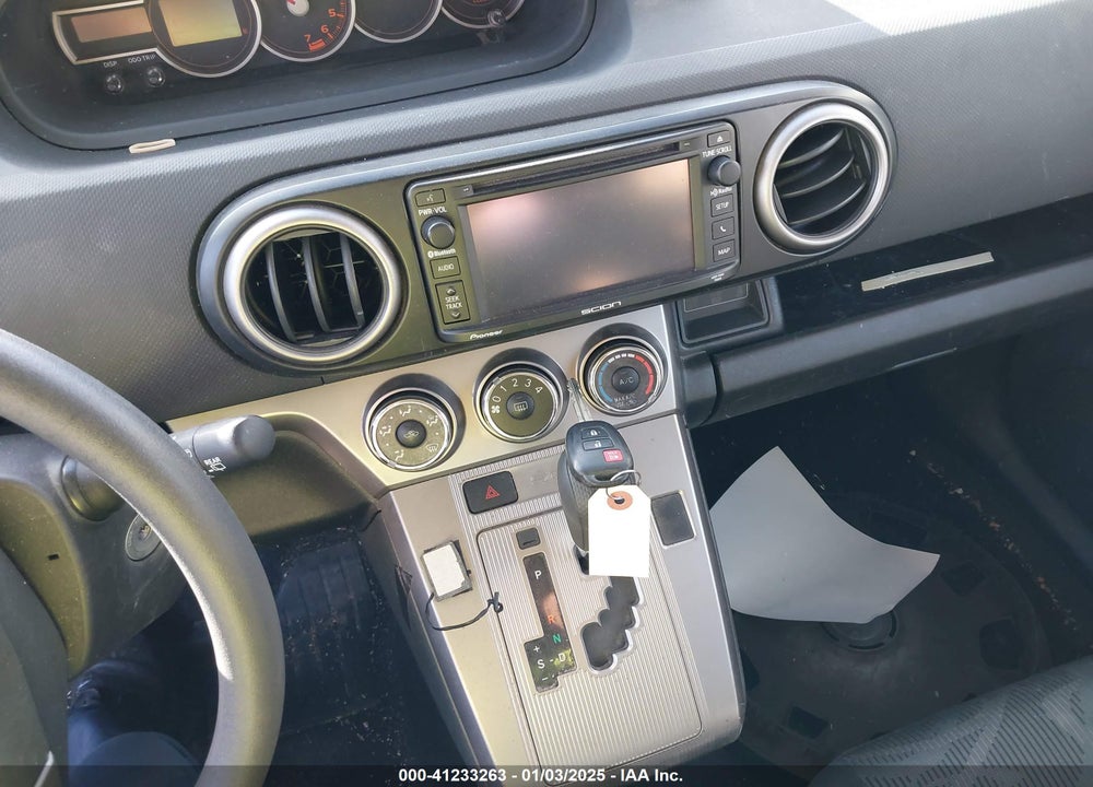 2015 SCION XB VIN: JTLZE4FE1FJ071878