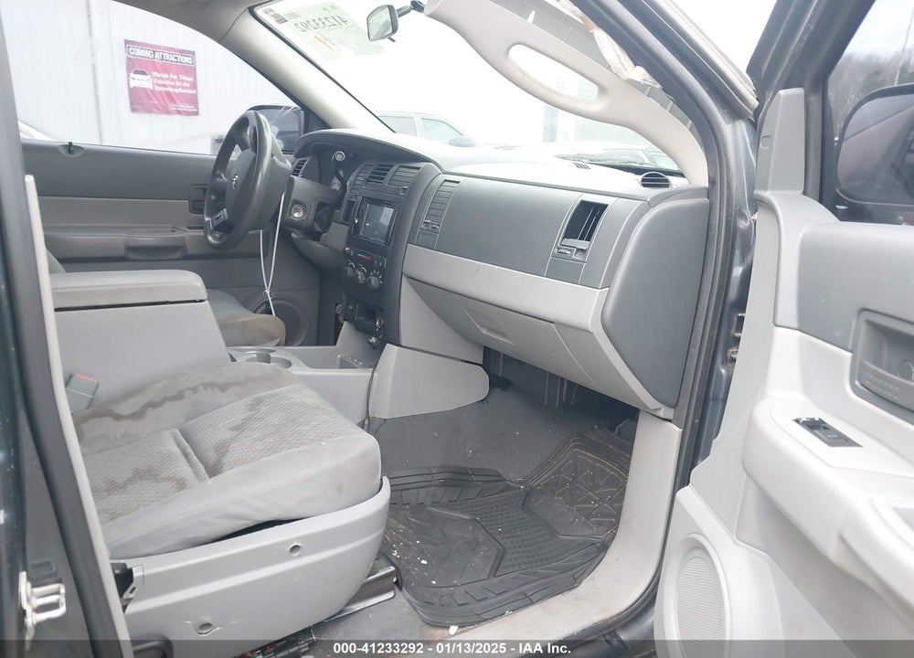 2008 DODGE DURANGO SXT VIN: 1D8HD38K68F103108