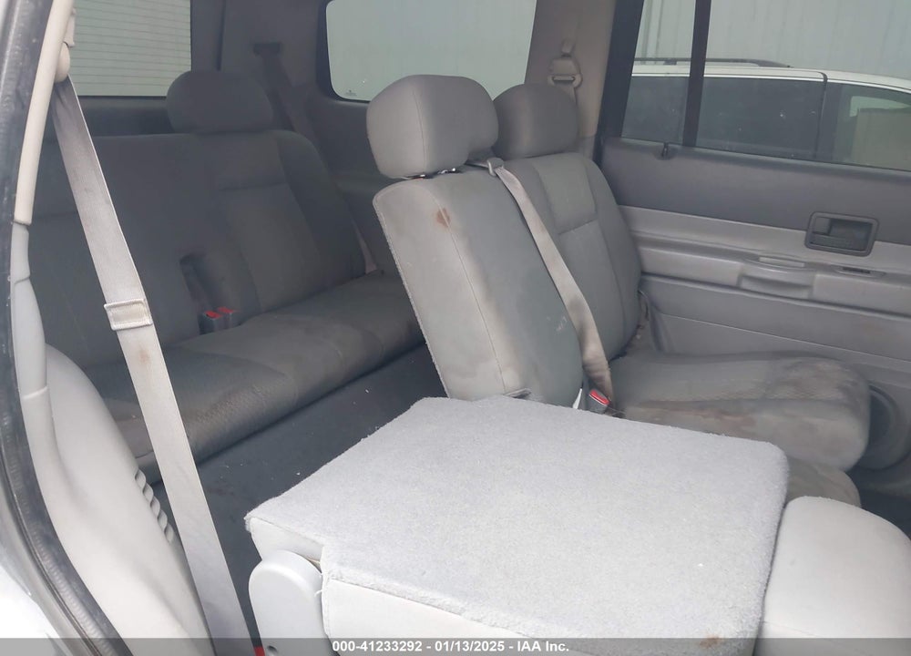 2008 DODGE DURANGO SXT VIN: 1D8HD38K68F103108
