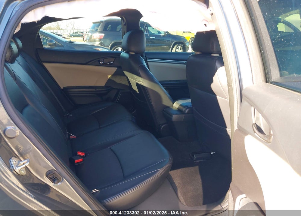 2017 HONDA CIVIC VIN: SHHFK7H42HU204704