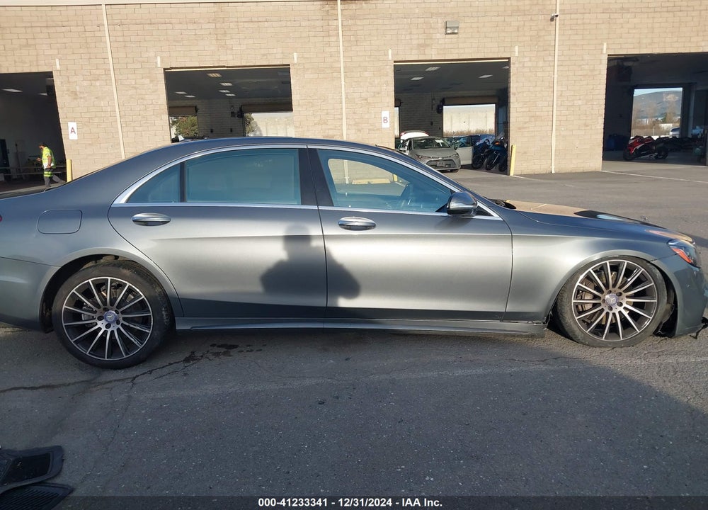 2018 MERCEDES-BENZ S 560 VIN: WDDUG8DB7JA416538