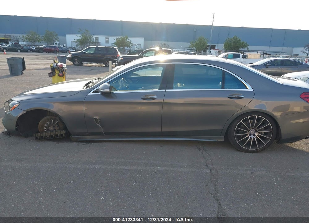 2018 MERCEDES-BENZ S 560 VIN: WDDUG8DB7JA416538