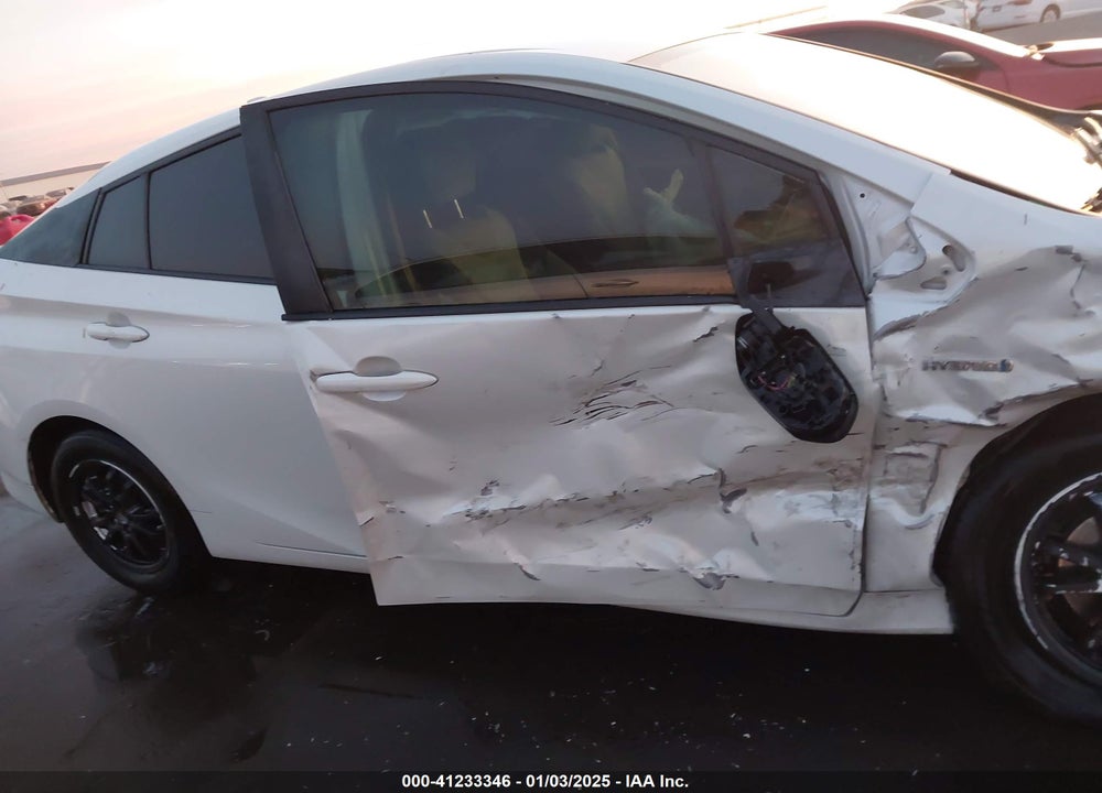2016 TOYOTA PRIUS TWO VIN: JTDKBRFUXG3522628