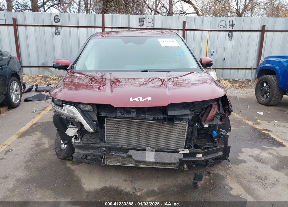 2023 KIA CARNIVAL MPV LX SEAT PACKAGE VIN: KNDNB4H34P6213191