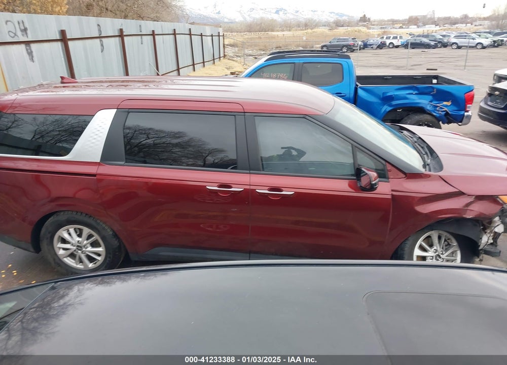 2023 KIA CARNIVAL MPV LX SEAT PACKAGE VIN: KNDNB4H34P6213191